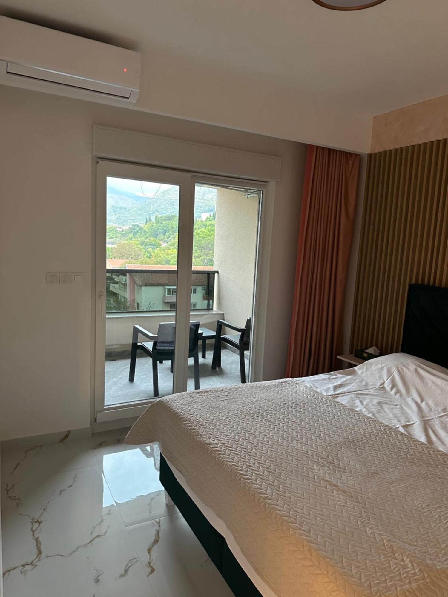 Appartement Mia Gi Luxury + Garage à Mostar Extérieur photo